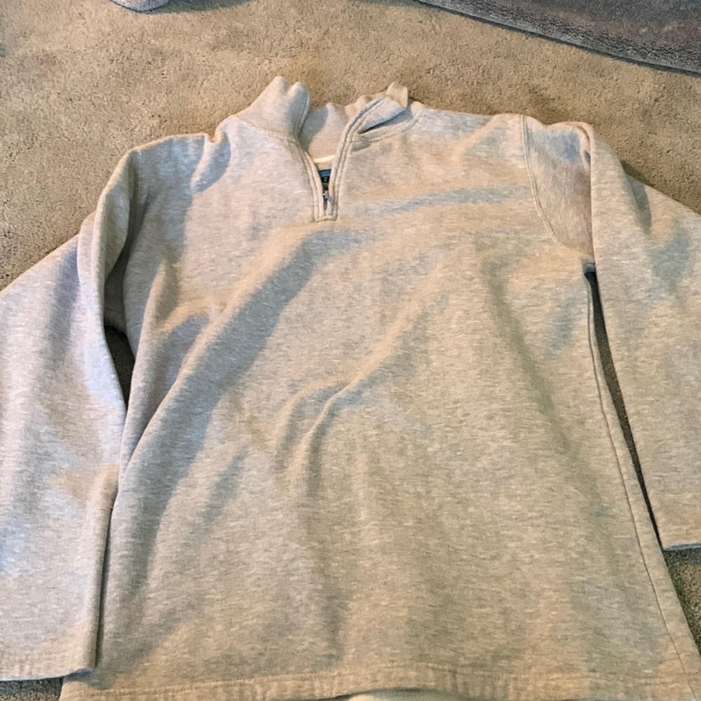 Quarter zip grey sweatshirt